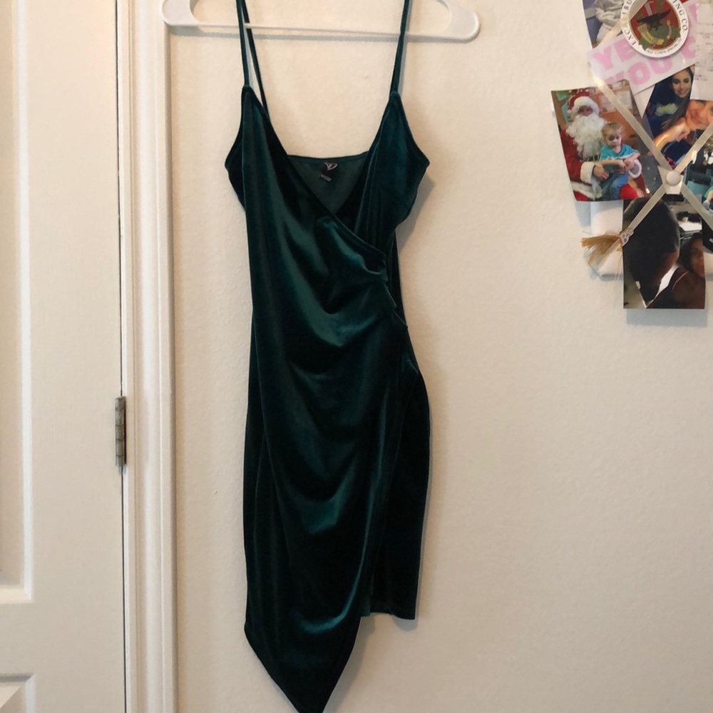 Velvet green dress